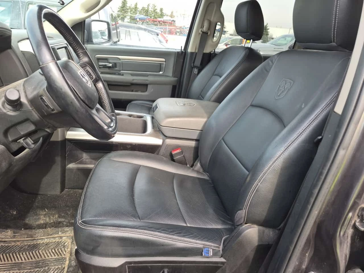 Dodge RAM 1500 * SLT CREW CAB STD BED * CARFAX * ЦЕНА ДО БГ, снимка 5 - Автомобили и джипове - 54080250