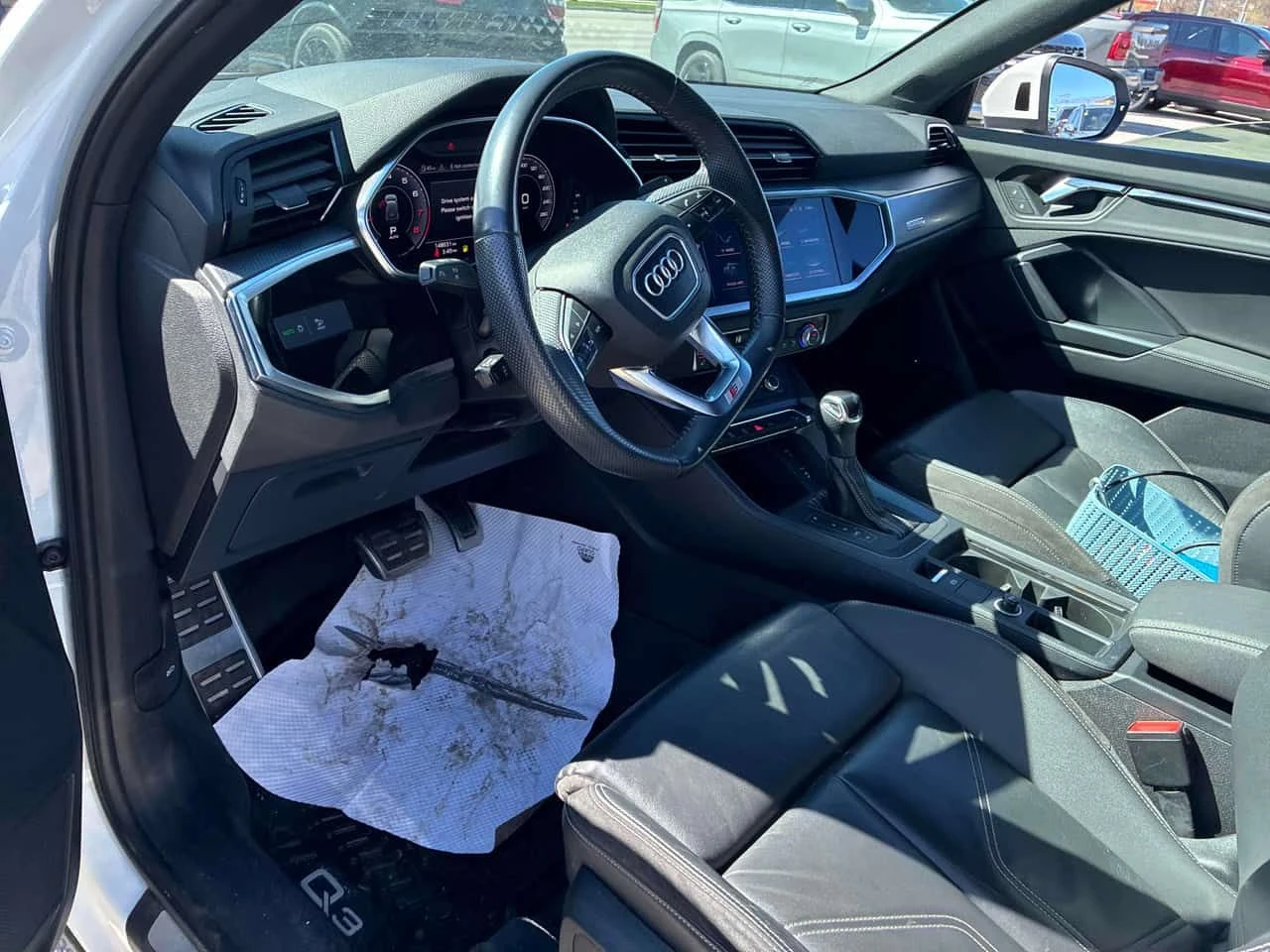Audi Q3 QUATTRO * FULL S LINE* ДИСТРОНИК* DIGITAL* ПАНОРАМ, снимка 7 - Автомобили и джипове - 54520549