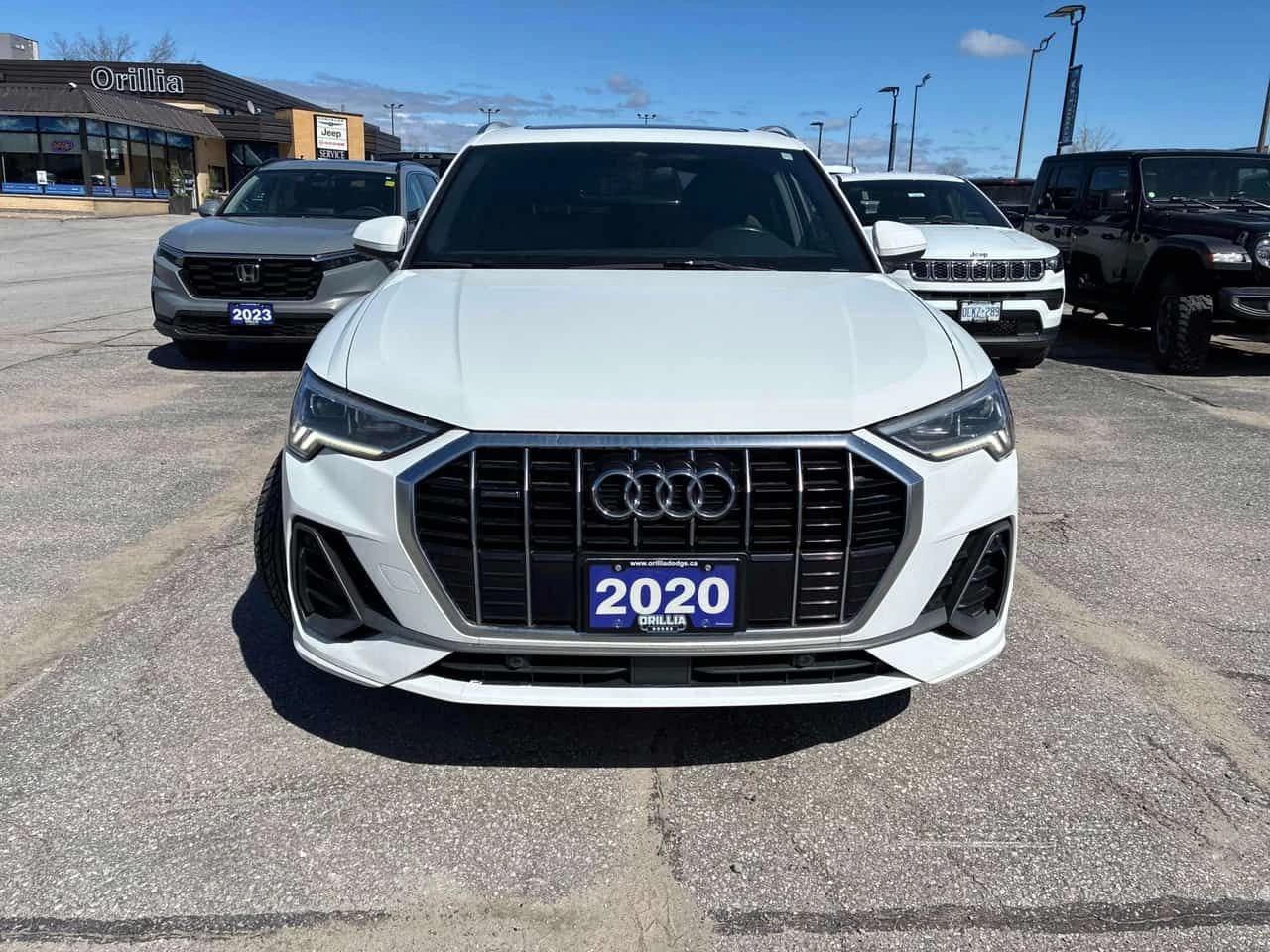 Audi Q3 QUATTRO * FULL S LINE* ДИСТРОНИК* DIGITAL* ПАНОРАМ, снимка 2 - Автомобили и джипове - 54520549