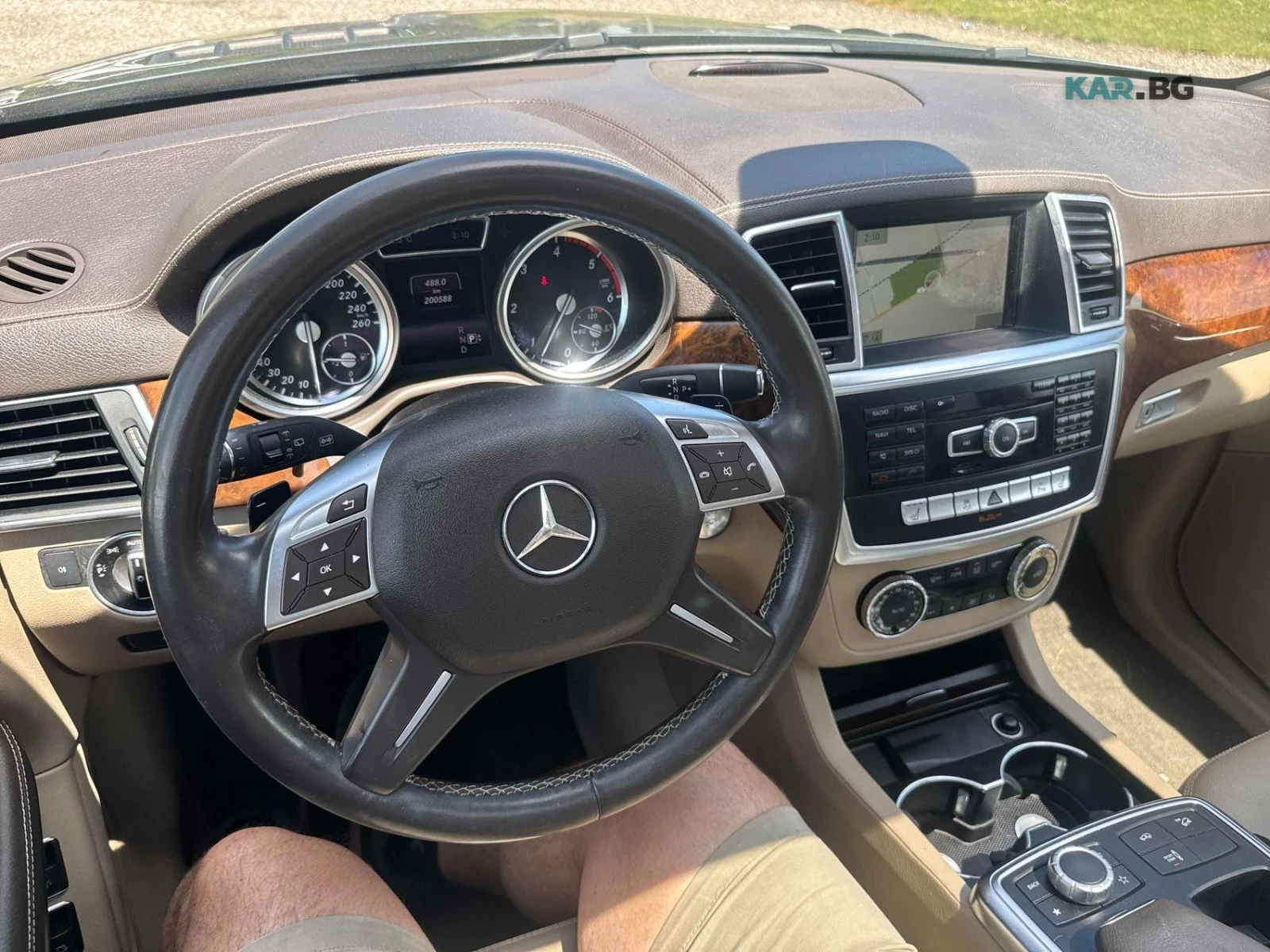Mercedes-Benz GL 350 AMG* BLUETEC* KEYLESS* 360* ПОДГРЕВ, снимка 8 - Автомобили и джипове - 54835296