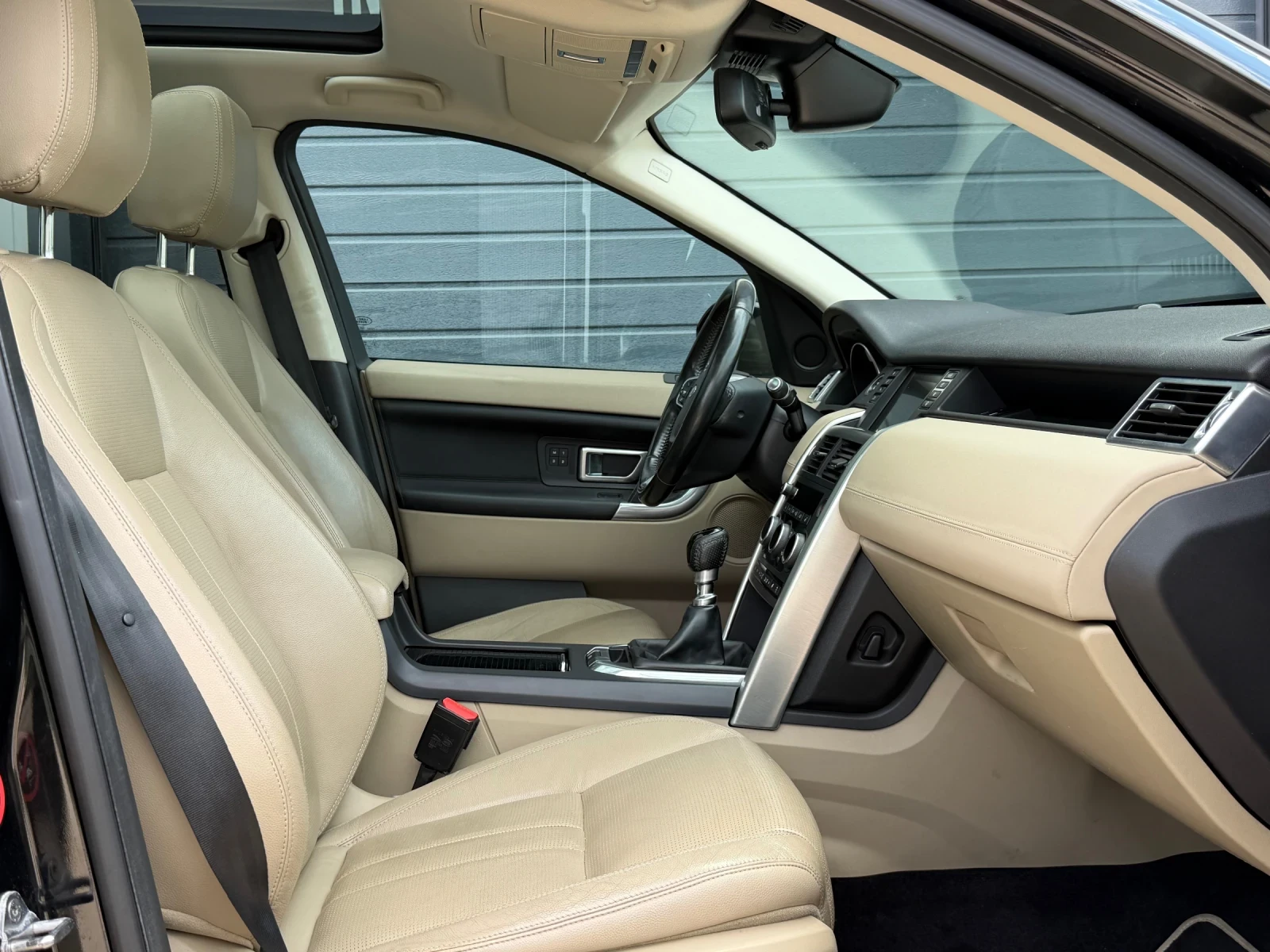 Land Rover Discovery Sport HSE 2.2 SD4 190 k.c 6+ 1 AWD , снимка 9 - Автомобили и джипове - 55310496