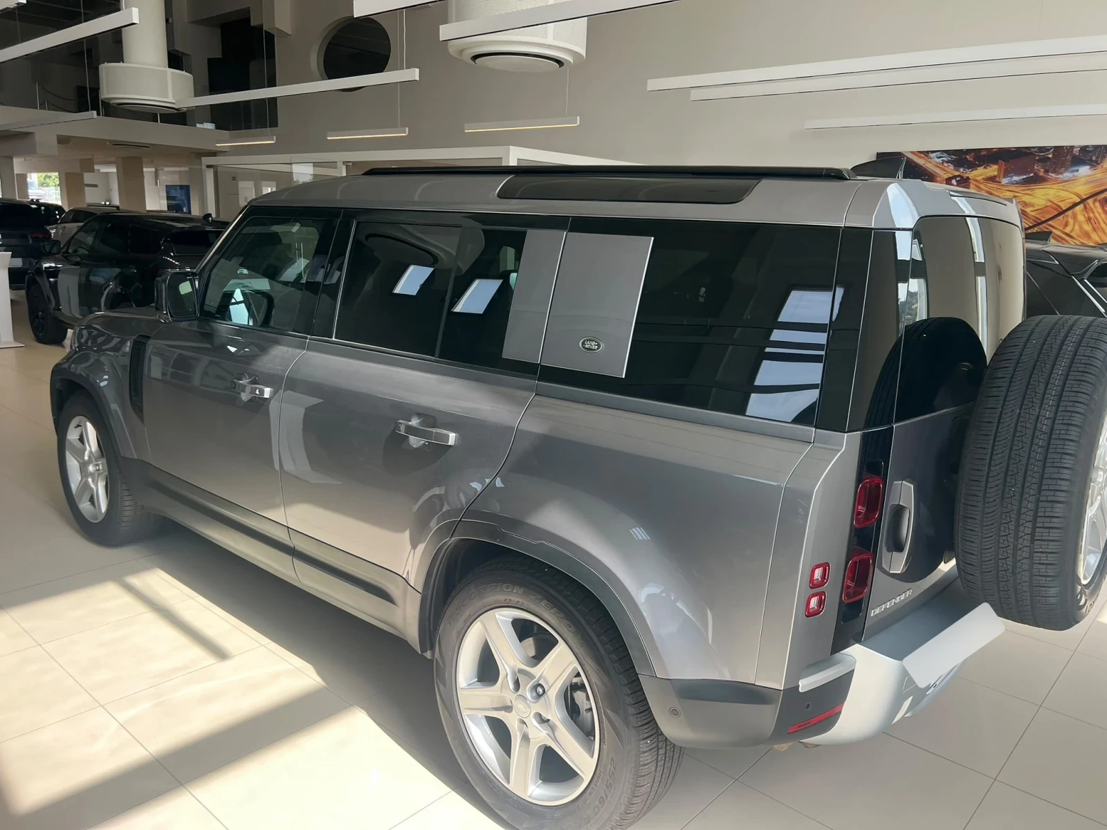 Land Rover Defender 3.0D, снимка 5 - Автомобили и джипове - 55332505