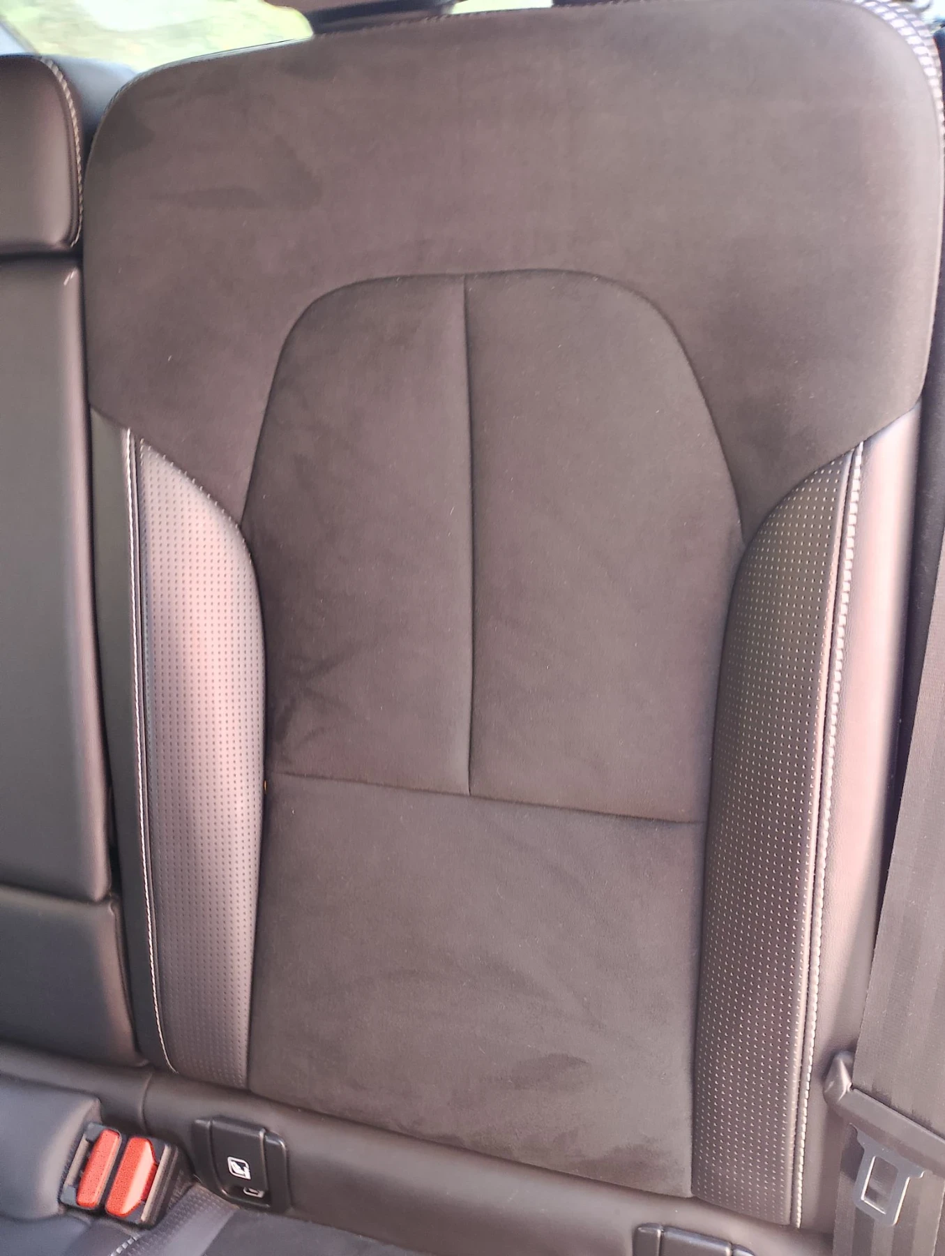 Volvo XC40 D3 -150cv R-design , снимка 17 - Автомобили и джипове - 55706722