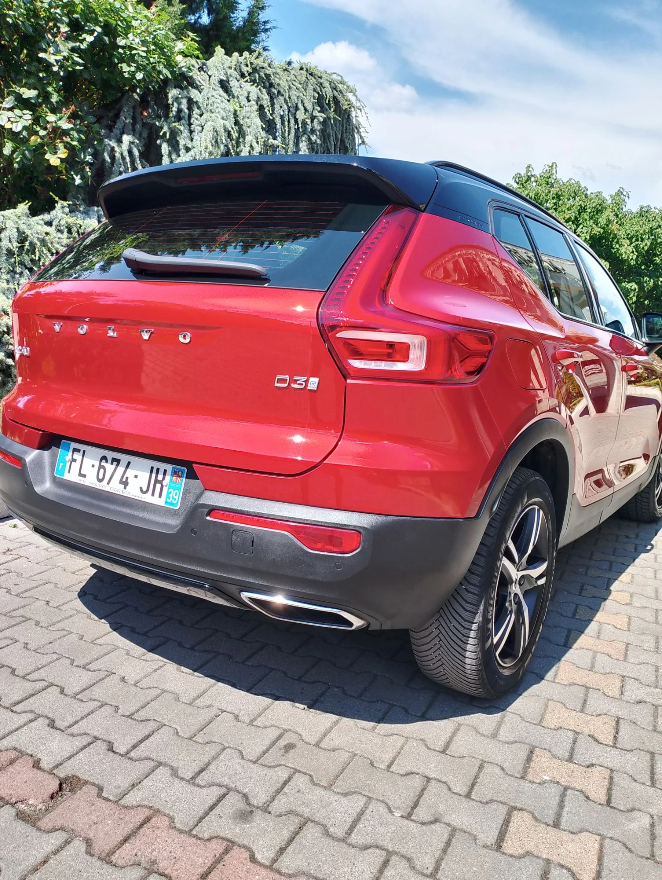 Volvo XC40 D3 -150cv R-design , снимка 15 - Автомобили и джипове - 55706722