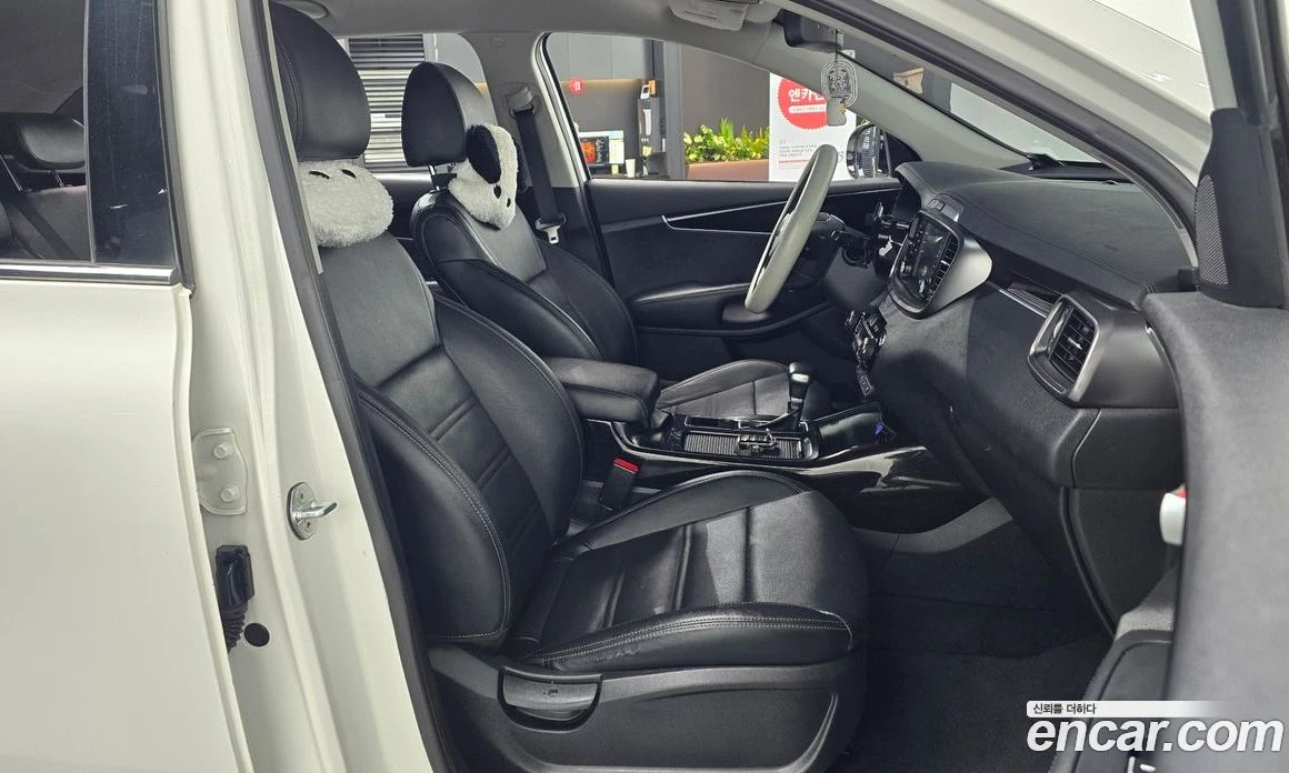 Kia Sorento Diesel 2.0 2WD Prestige, снимка 10 - Автомобили и джипове - 56155205
