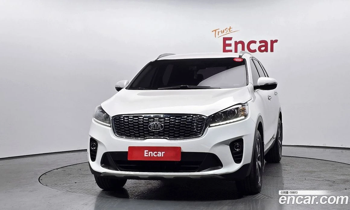 Kia Sorento Diesel 2.0 2WD Prestige, снимка 3 - Автомобили и джипове - 56155205