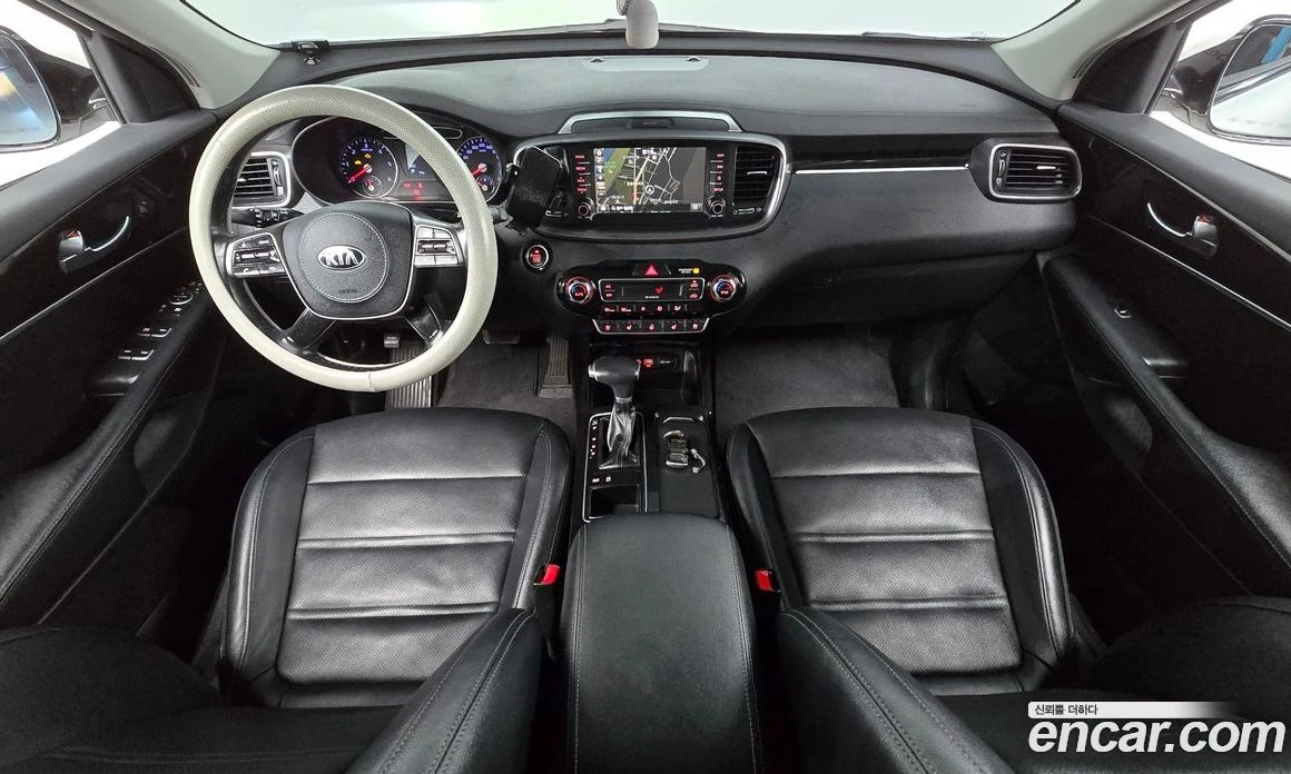 Kia Sorento Diesel 2.0 2WD Prestige, снимка 7 - Автомобили и джипове - 56155205