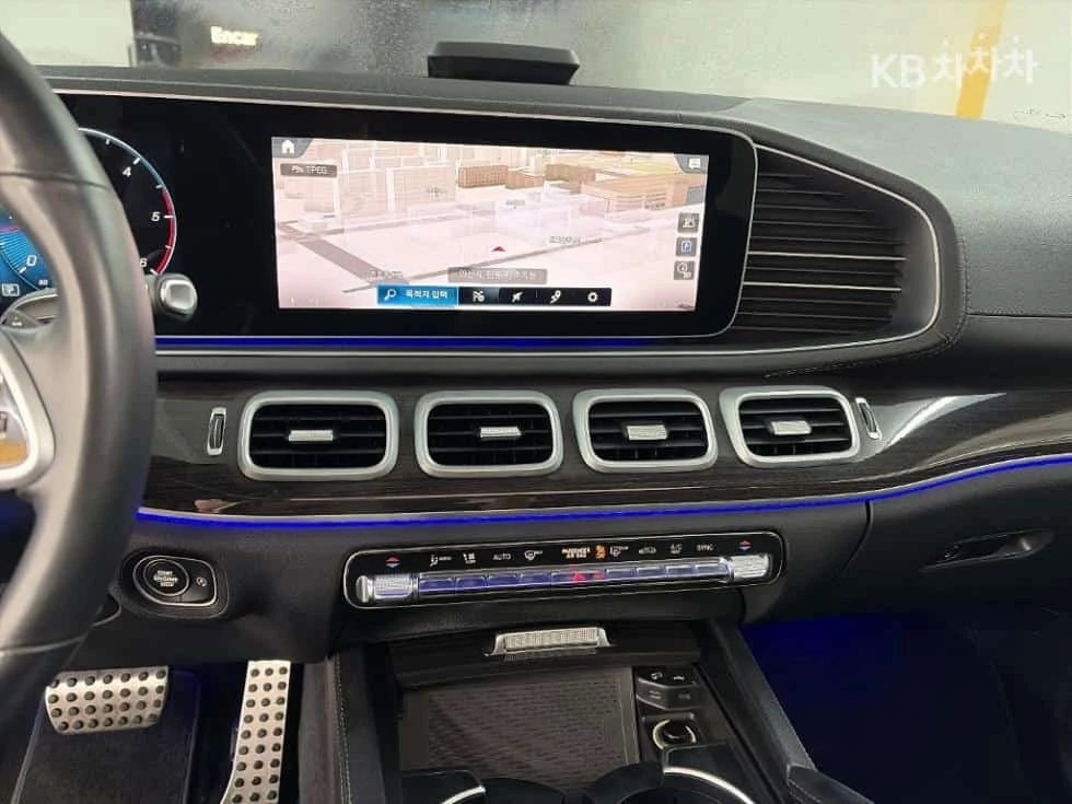 Mercedes-Benz GLE * 400d 4Matic Coupe * ОПЦИЯ ЗА ФИНАНСИРАНЕ, снимка 9 - Автомобили и джипове - 56221142