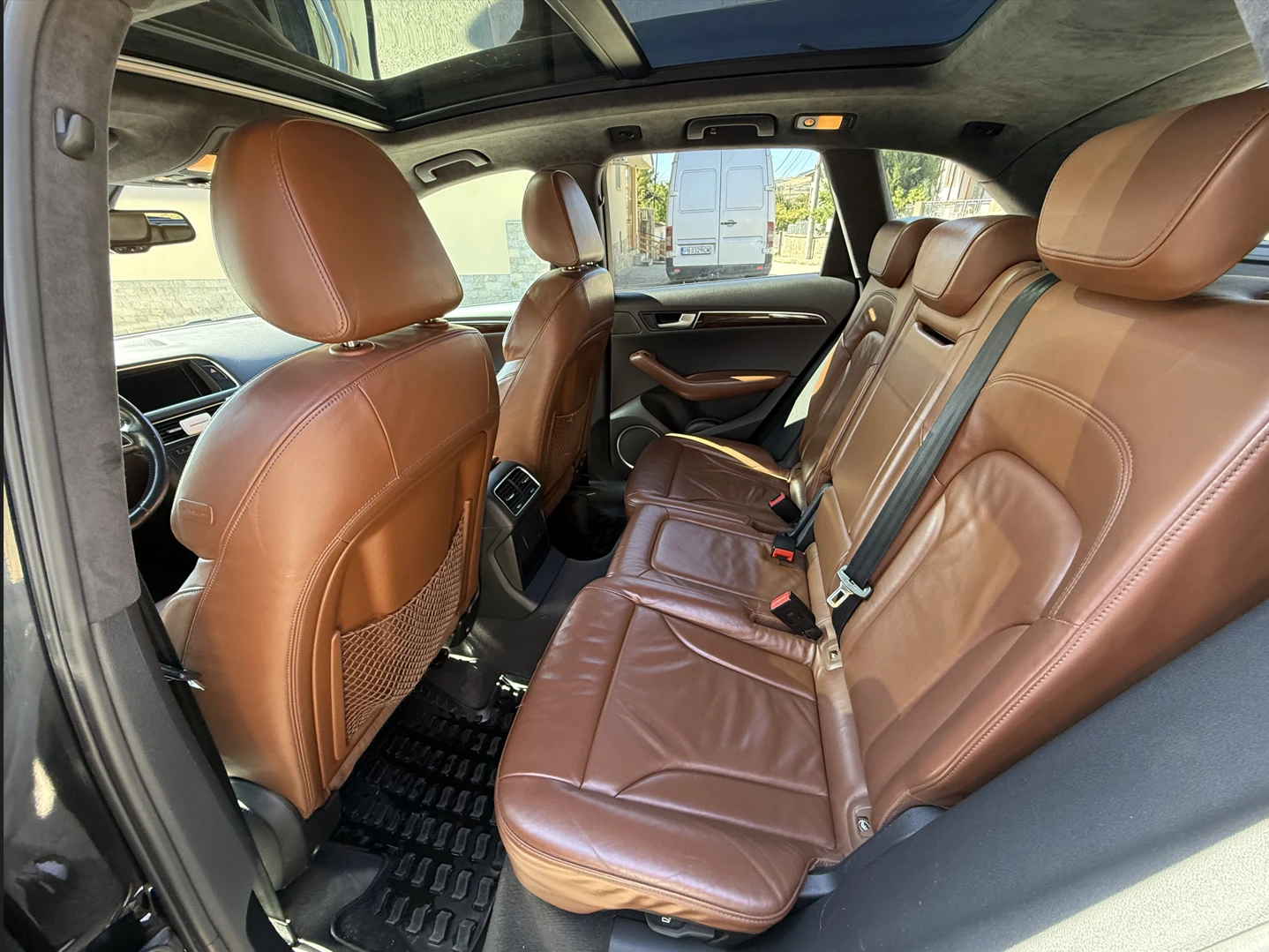 Audi Q5, снимка 9 - Автомобили и джипове - 56363709