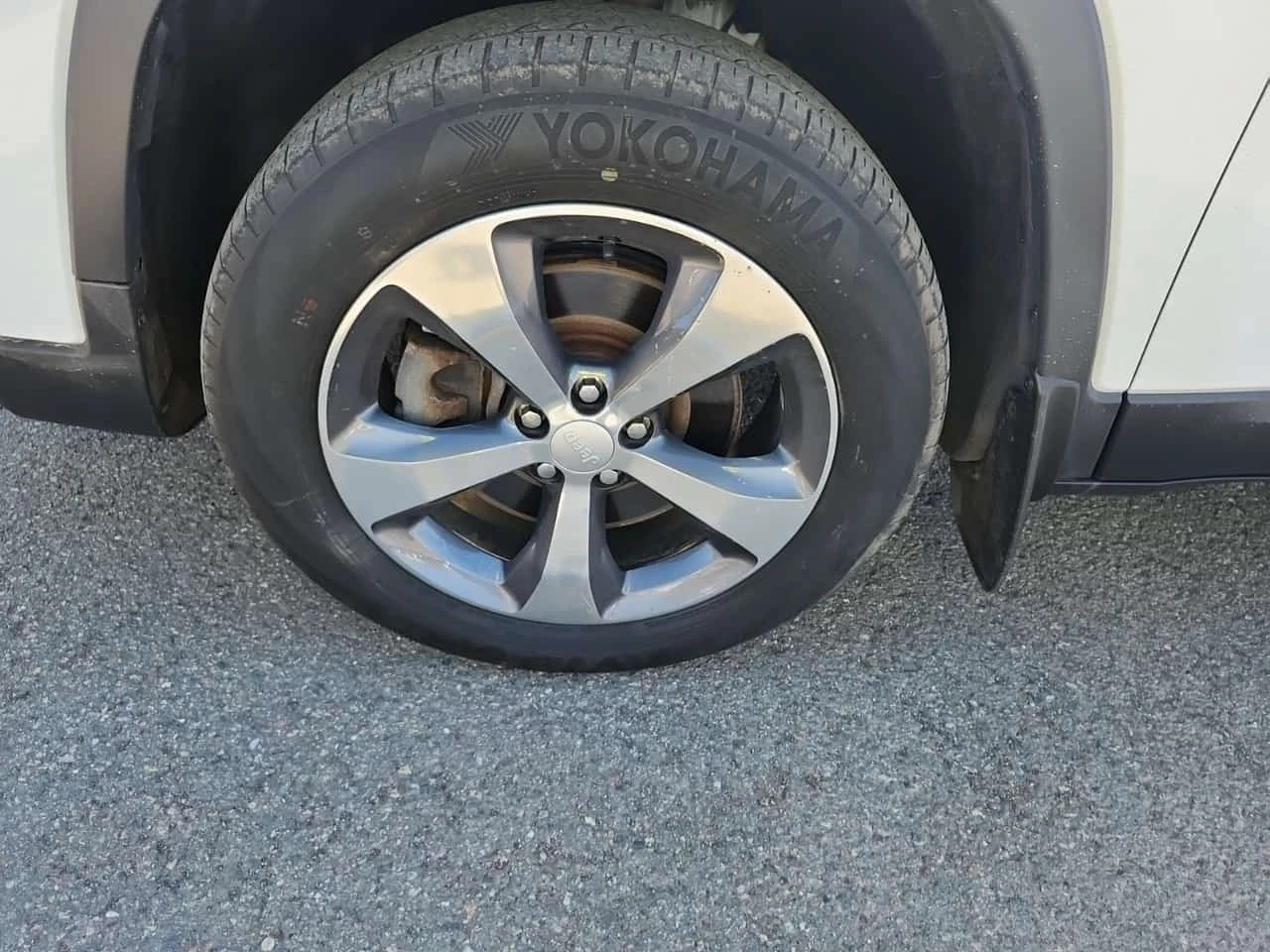 Jeep Cherokee * 4x4 Limited * CARFAX * , снимка 5 - Автомобили и джипове - 56655574