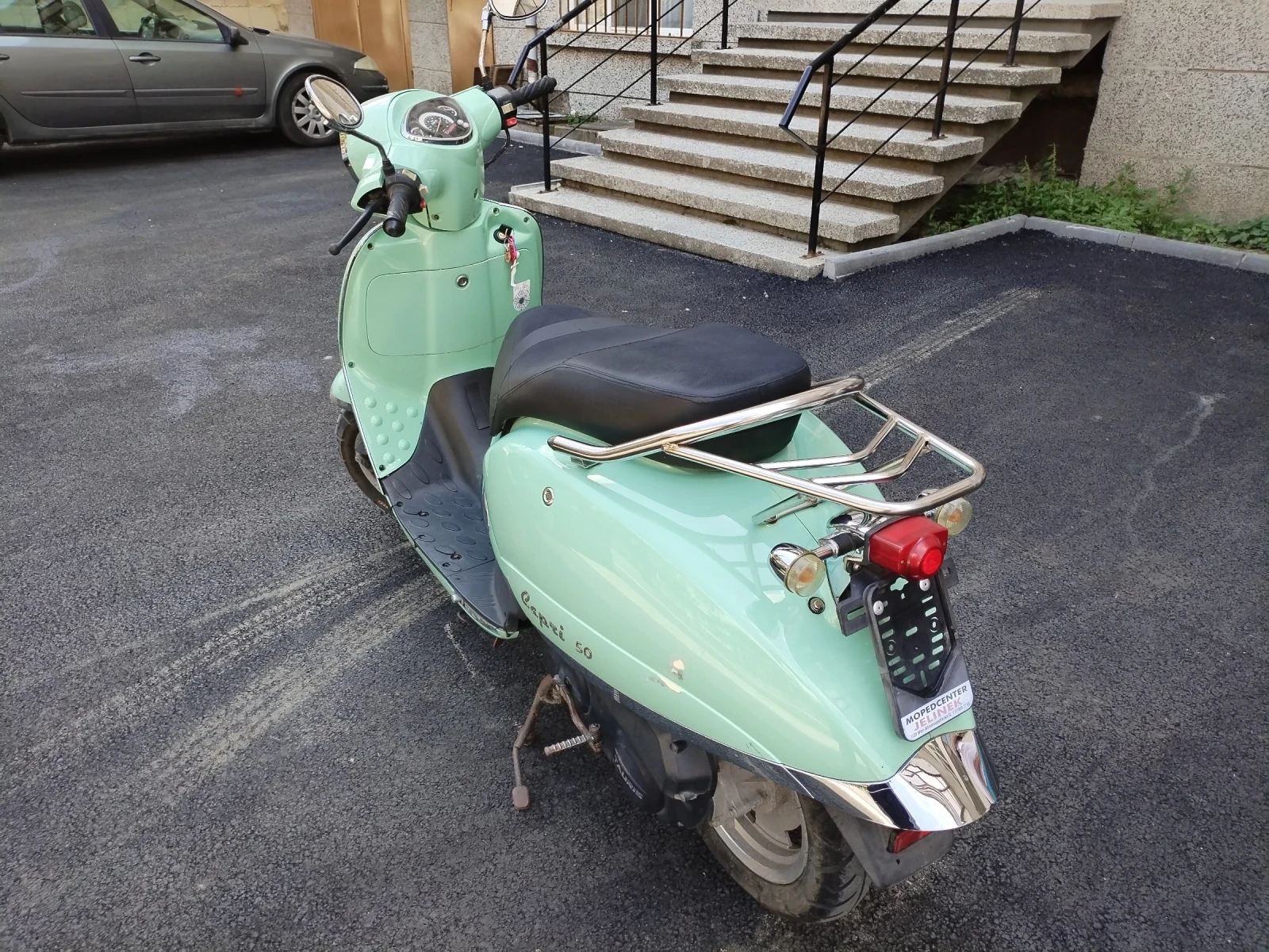 Други Друг Tauris Capri 50 4T (VESPA) , снимка 3 - Мотоциклети и мототехника - 55174016