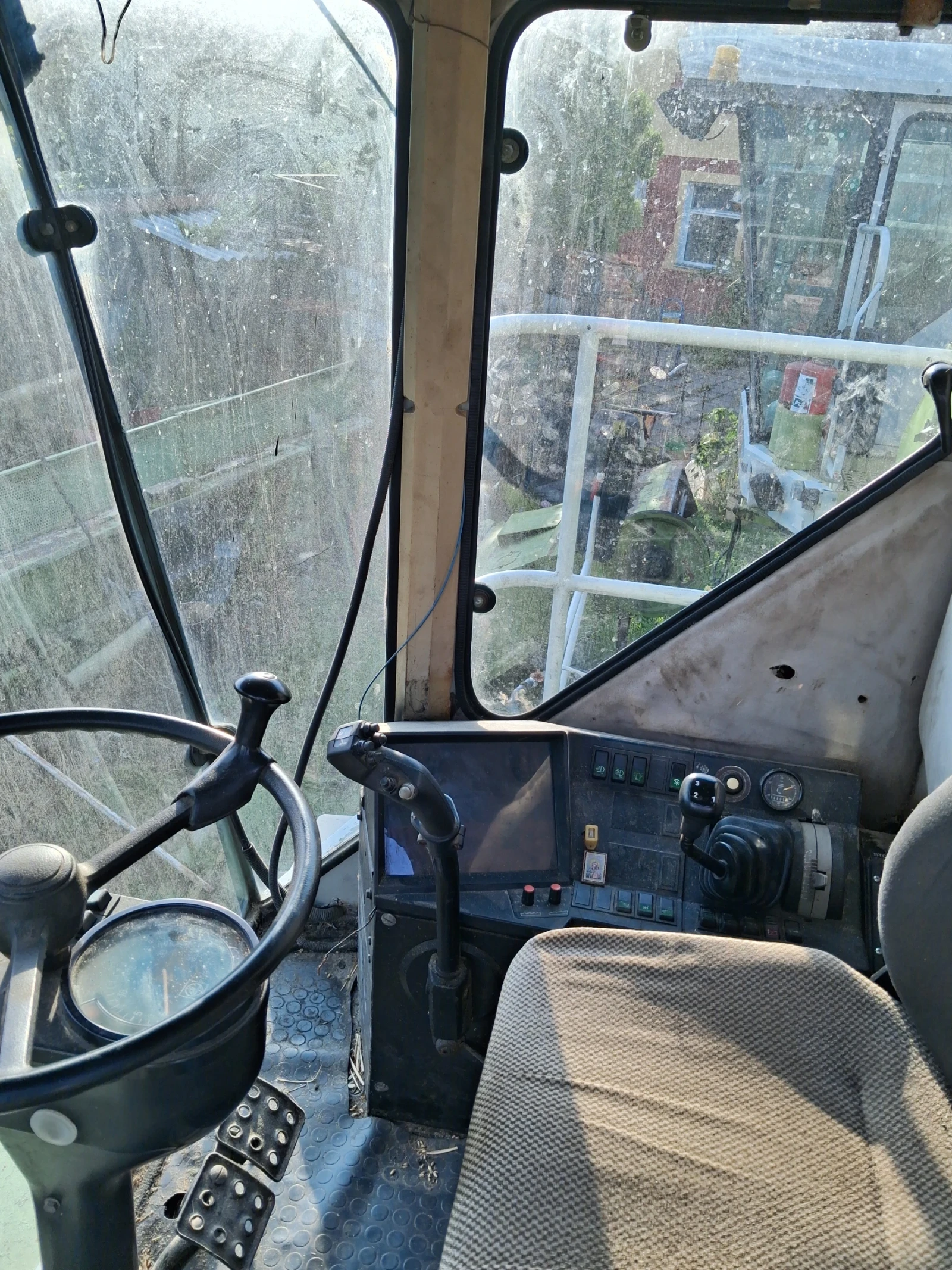 Комбайн Claas 108SL , снимка 11 - Селскостопанска техника - 54776335