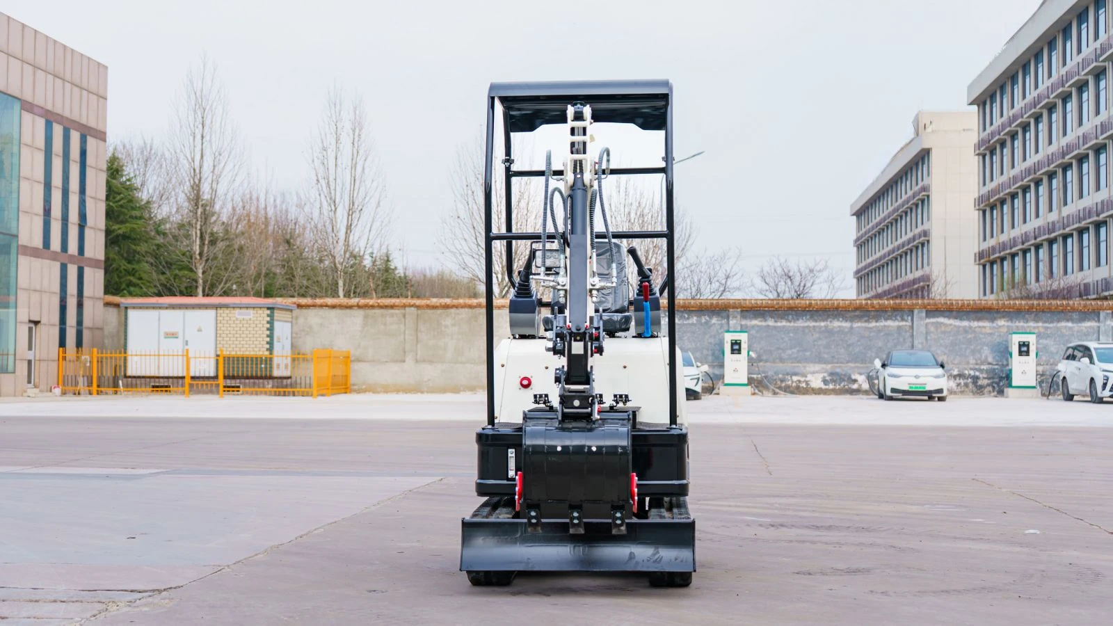 Багер ZETTRA Z15, снимка 4 - Индустриална техника - 53988632