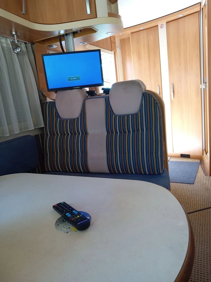 Кемпер HYMER / ERIBA 508, снимка 17 - Каравани и кемпери - 52338126