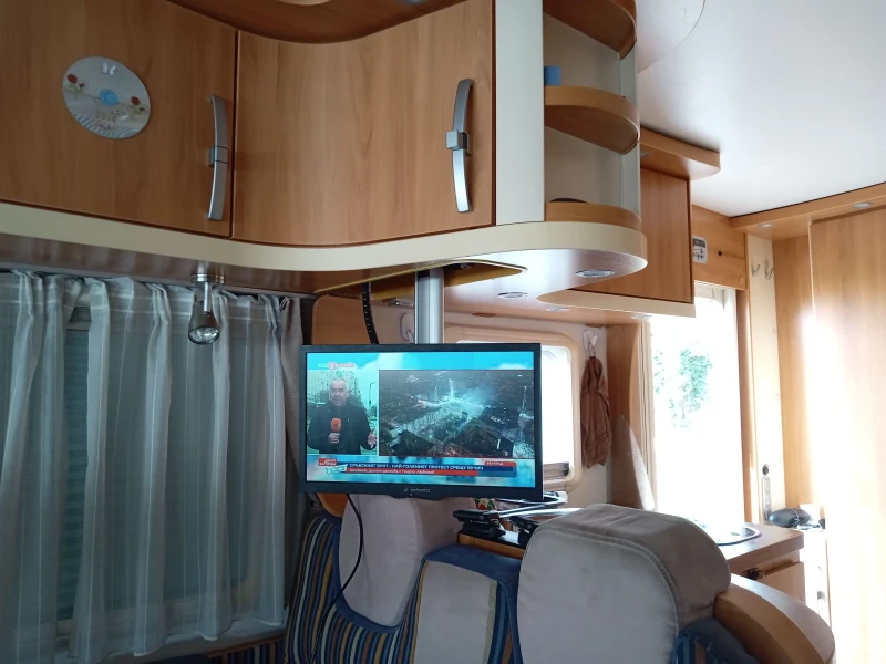 Кемпер HYMER / ERIBA 508, снимка 14 - Каравани и кемпери - 52338126