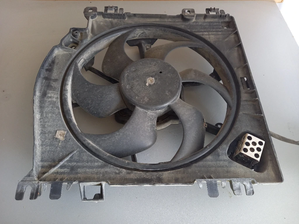 ����� ���� ���� 1.6� (�) | Mobile.bg � ����������� 1