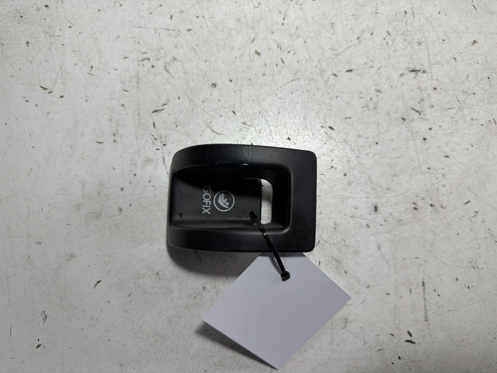 капачка ISOFIX  5E0887233A Skoda Octavia