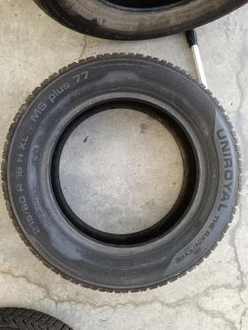 Гуми Зимни 215/60R16, снимка 10