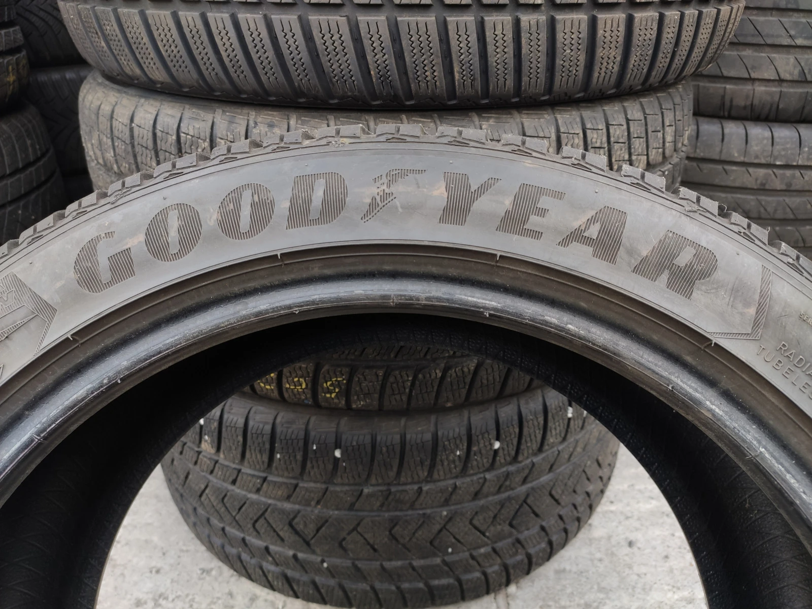  235/45R18 | Mobile.bg   6