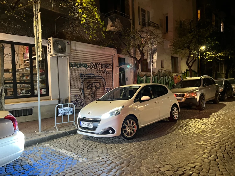 Peugeot 208 1.6HDI* N1* КРУИЗКОНТРОЛ* EURO5, снимка 2 - Автомобили и джипове - 47489903