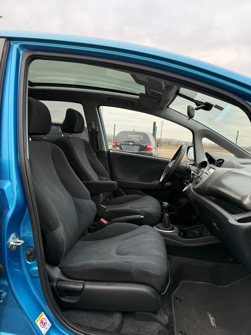 Honda Jazz 1.4i Exclusive Switzerland , снимка 9 - Автомобили и джипове - 49045205