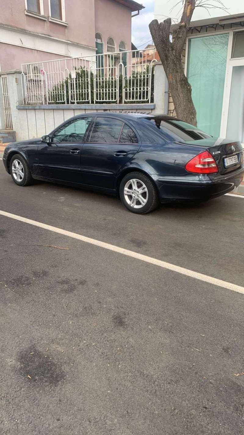 Mercedes-Benz E 270, снимка 2 - Автомобили и джипове - 49307083