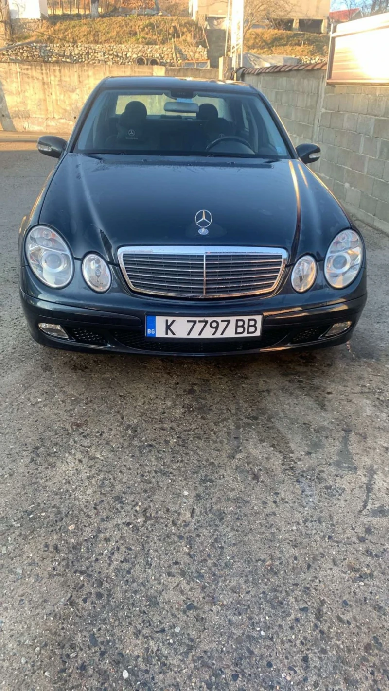 Mercedes-Benz E 270, снимка 10 - Автомобили и джипове - 49307083