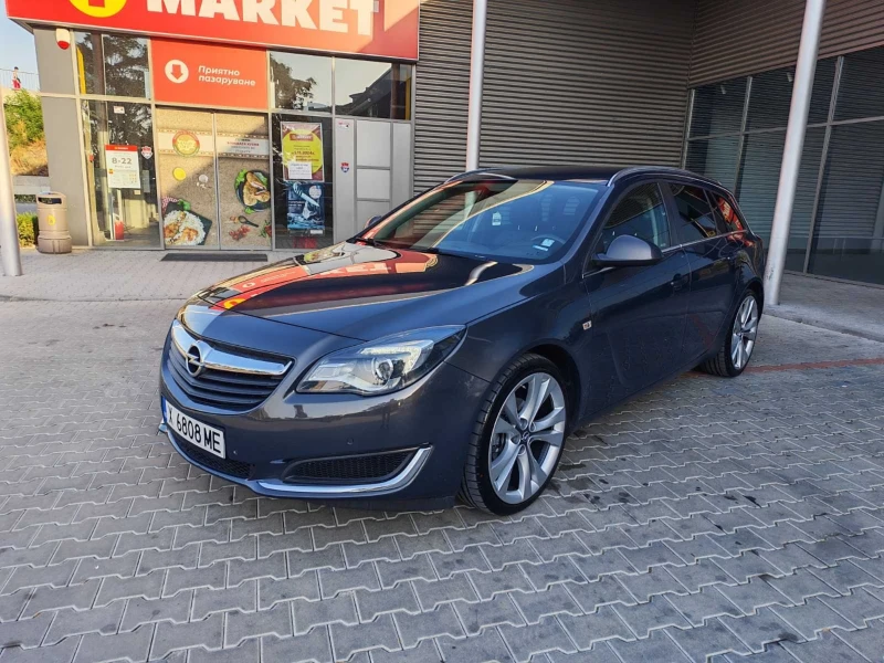 Opel Insignia 1.6 CDTI 136ks NAVI, снимка 2 - Автомобили и джипове - 52338093