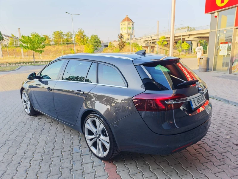 Opel Insignia 1.6 CDTI 136ks NAVI, снимка 5 - Автомобили и джипове - 52338093