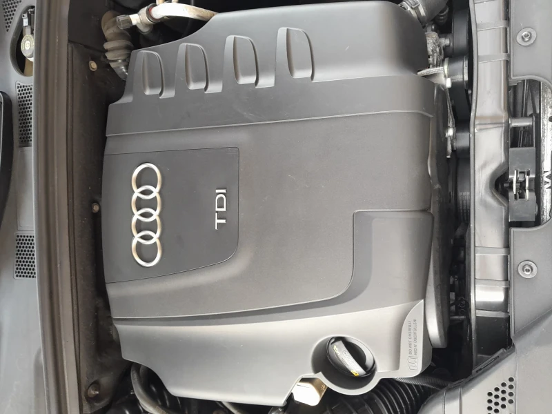 Audi A4 2.0, снимка 11 - Автомобили и джипове - 52702123
