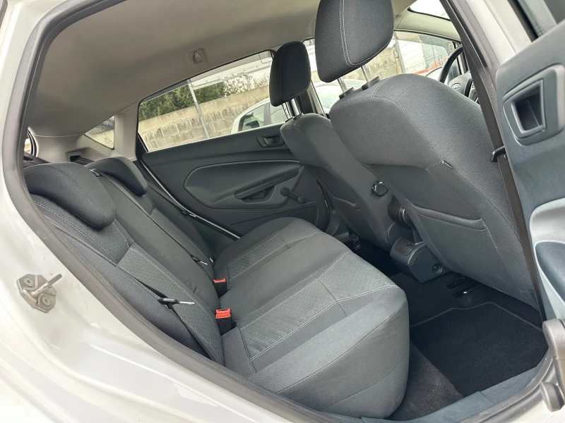Ford Fiesta 1.6TDCI 95к. 100% обслужен!Перфектен!, снимка 15 - Автомобили и джипове - 52654027