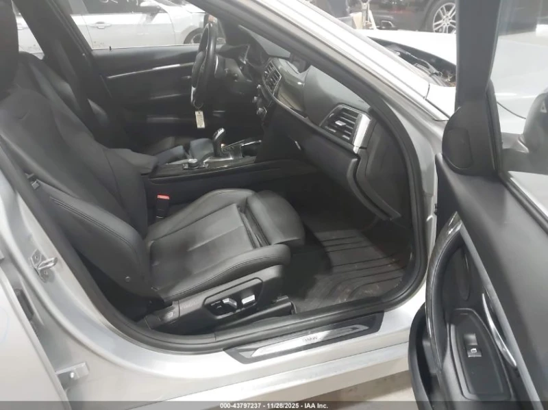 BMW 330 2l I xDrive, снимка 5 - Автомобили и джипове - 53237464