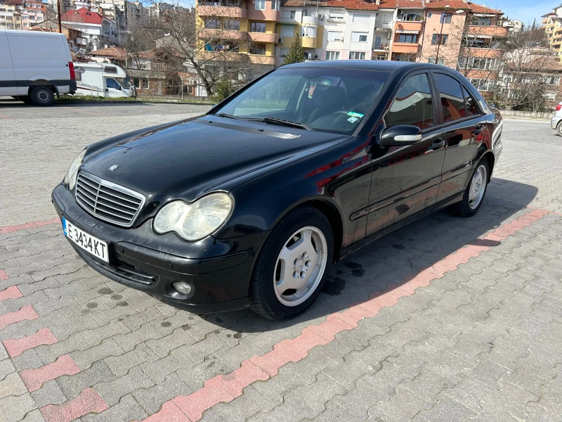 Mercedes-Benz C 200 CDI 6скорости, снимка 3 - Автомобили и джипове - 53537749