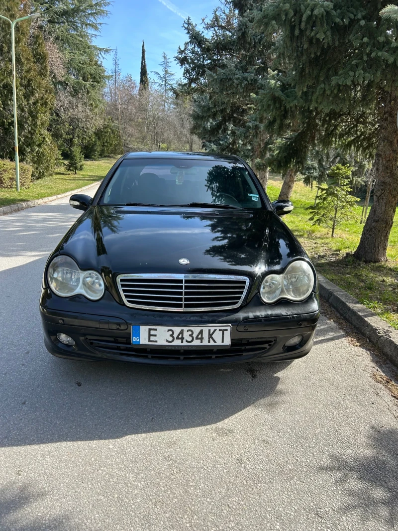 Mercedes-Benz C 200 CDI 6скорости, снимка 16 - Автомобили и джипове - 53537749