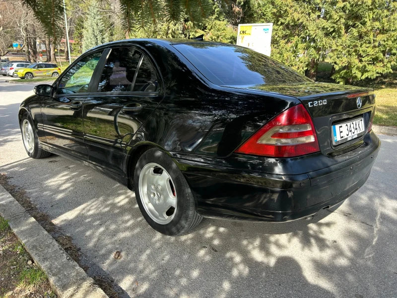 Mercedes-Benz C 200 CDI 6скорости, снимка 14 - Автомобили и джипове - 53537749