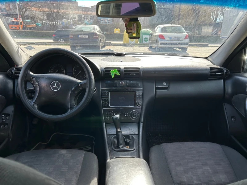 Mercedes-Benz C 200 CDI 6скорости, снимка 9 - Автомобили и джипове - 53537749