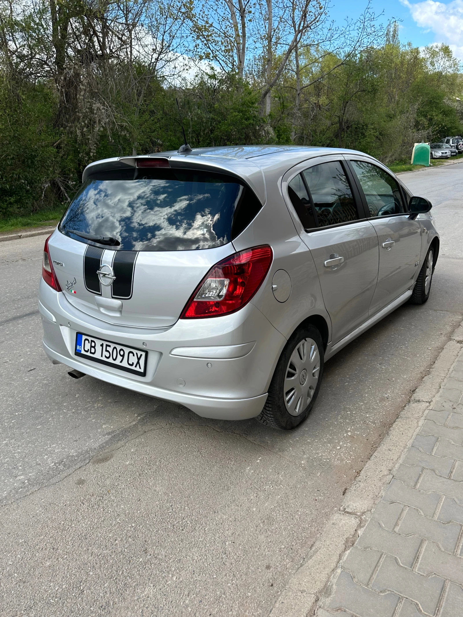 Opel Corsa D 1.2 OPC line  - изображение 5