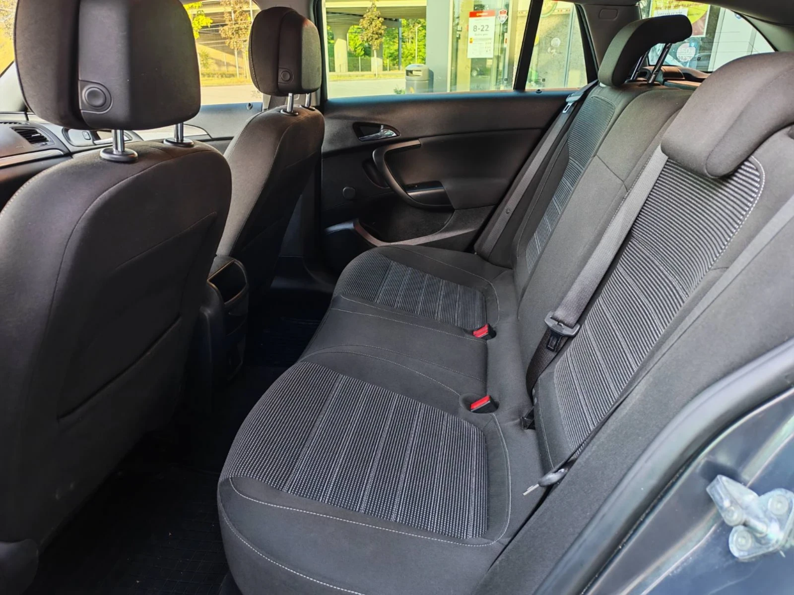 Opel Insignia 1.6 CDTI 136ks NAVI - изображение 10