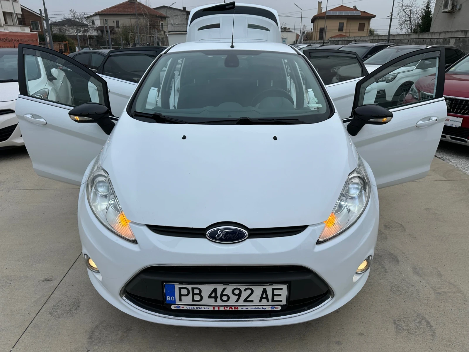 Ford Fiesta 1.6TDCI 95к. 100% обслужен!Перфектен! - изображение 9