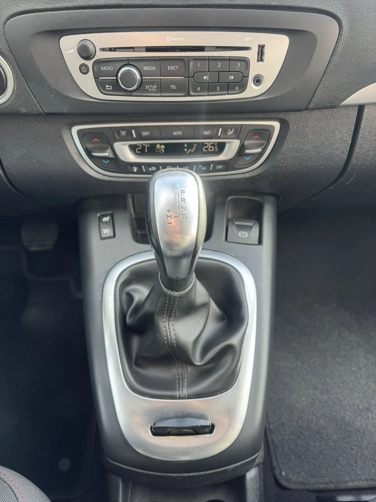 Renault Scenic 1.5 dci - изображение 10