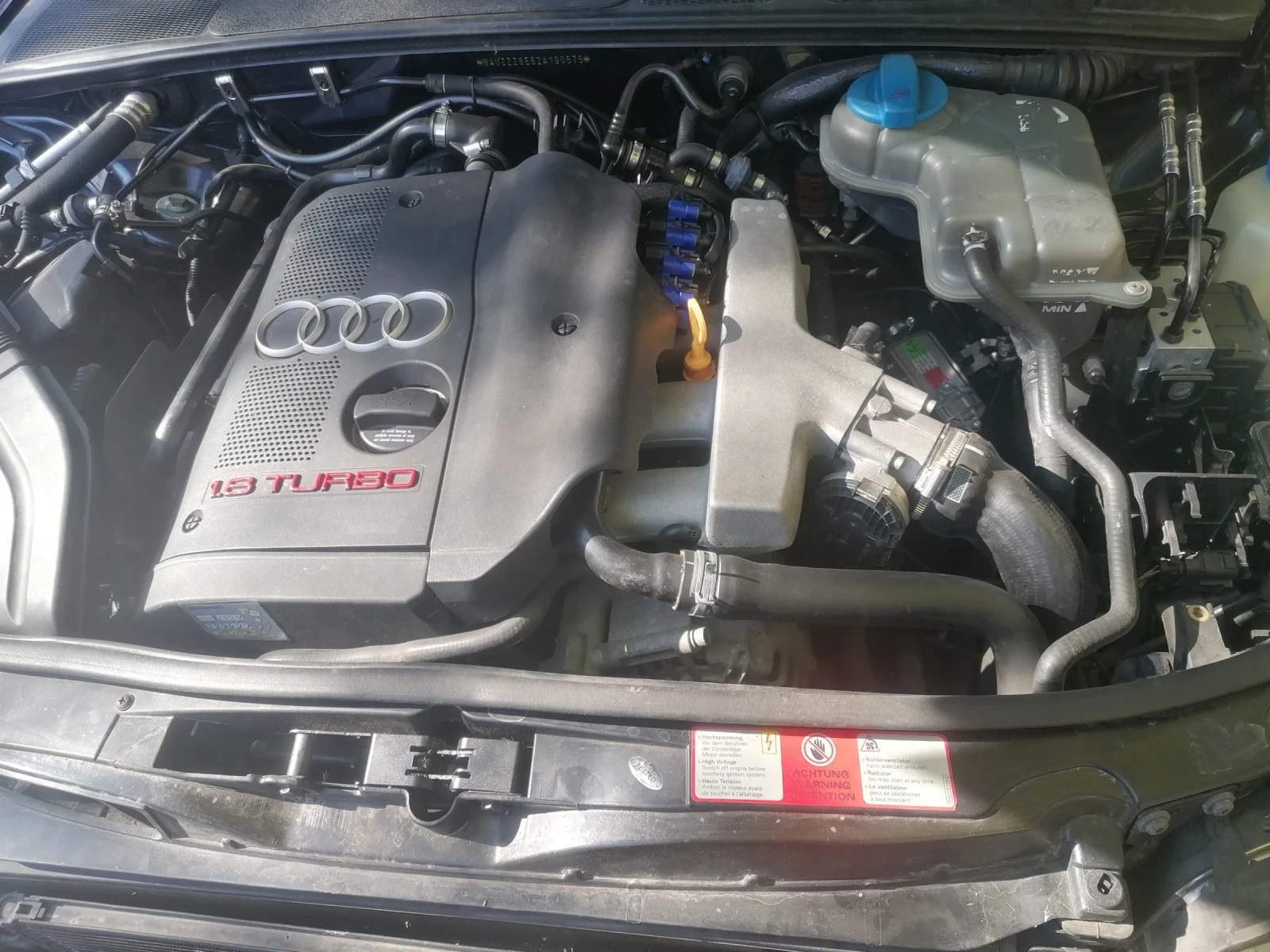 Audi A4, снимка 15 - Автомобили и джипове - 53878271