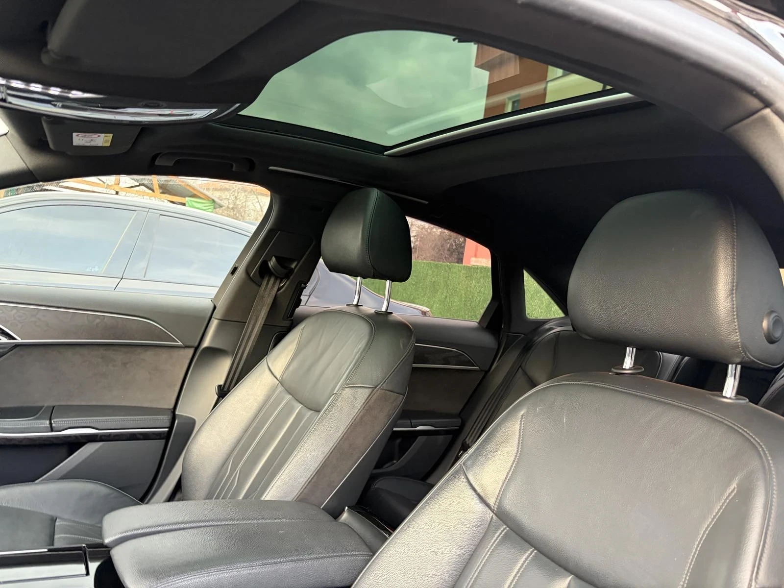 Audi A8, снимка 9 - Автомобили и джипове - 53967935