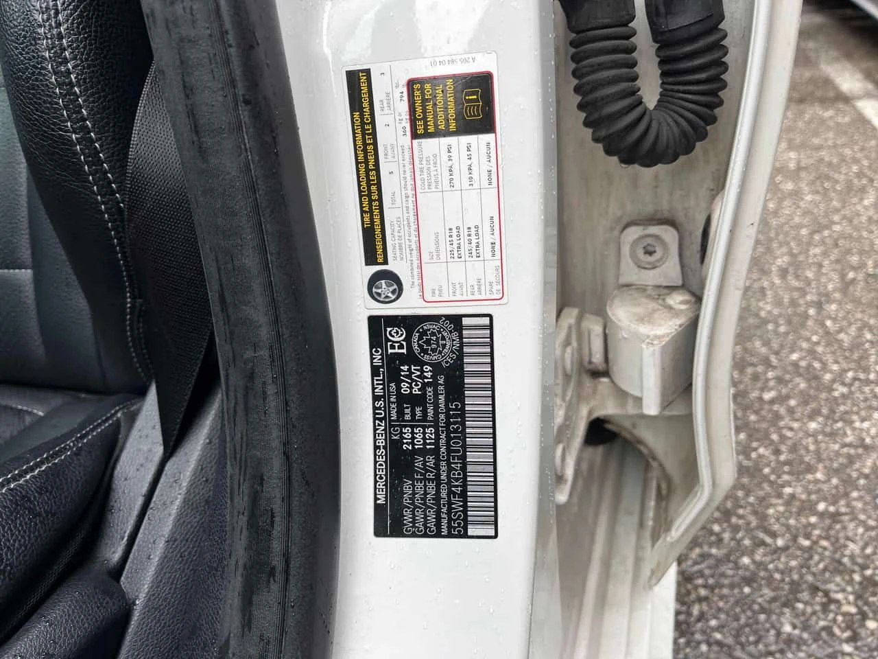 Mercedes-Benz C 300 4MATIC* PANO* AMBIENTNO* ПОДГРЕВИ* , снимка 10 - Автомобили и джипове - 54162131