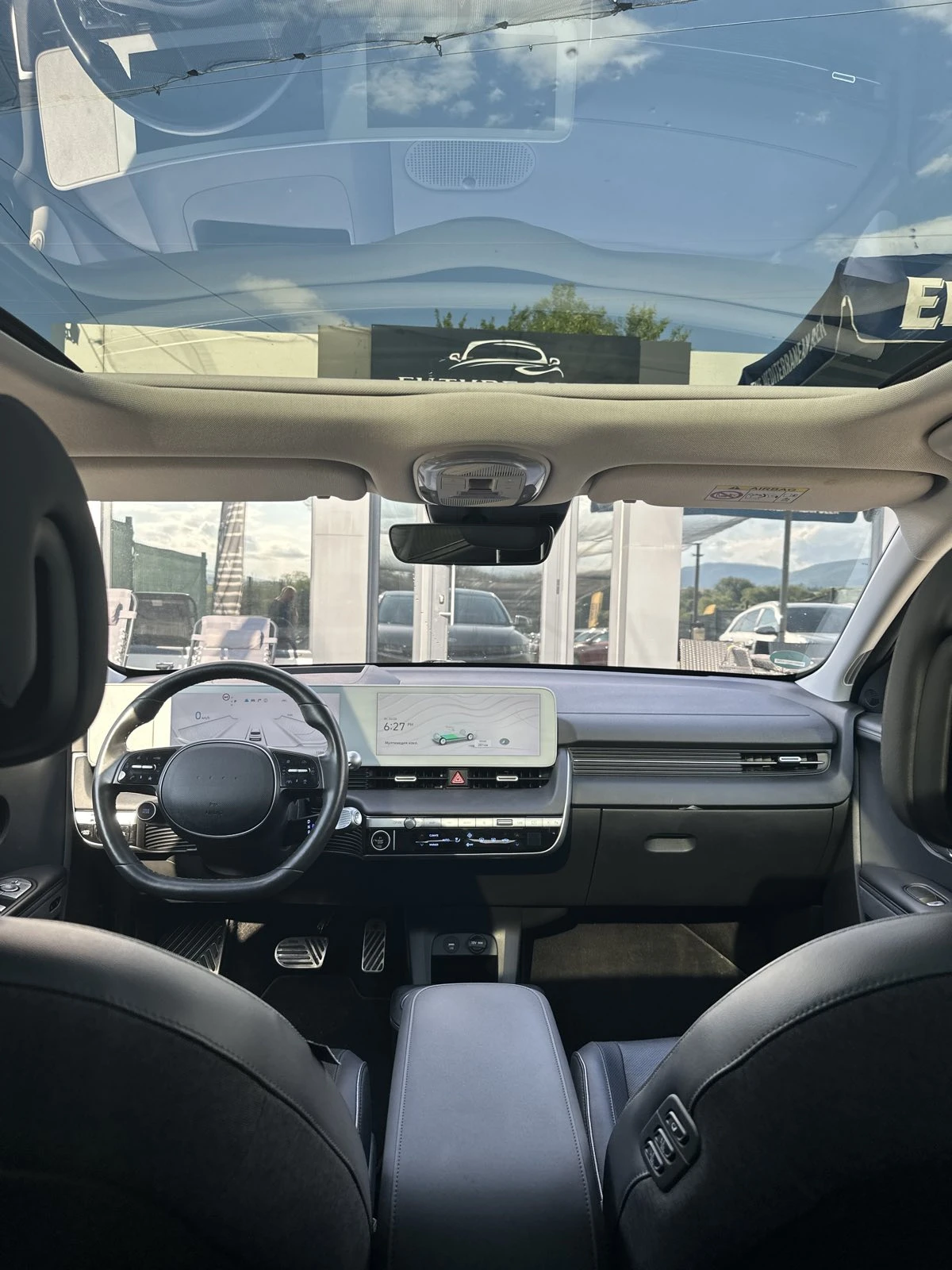 Hyundai Ioniq 5 72.6KWh/UNIQ/ГАРАНЦИЯ/ПАНОРАМА/360/HEADUP, снимка 13 - Автомобили и джипове - 54562541