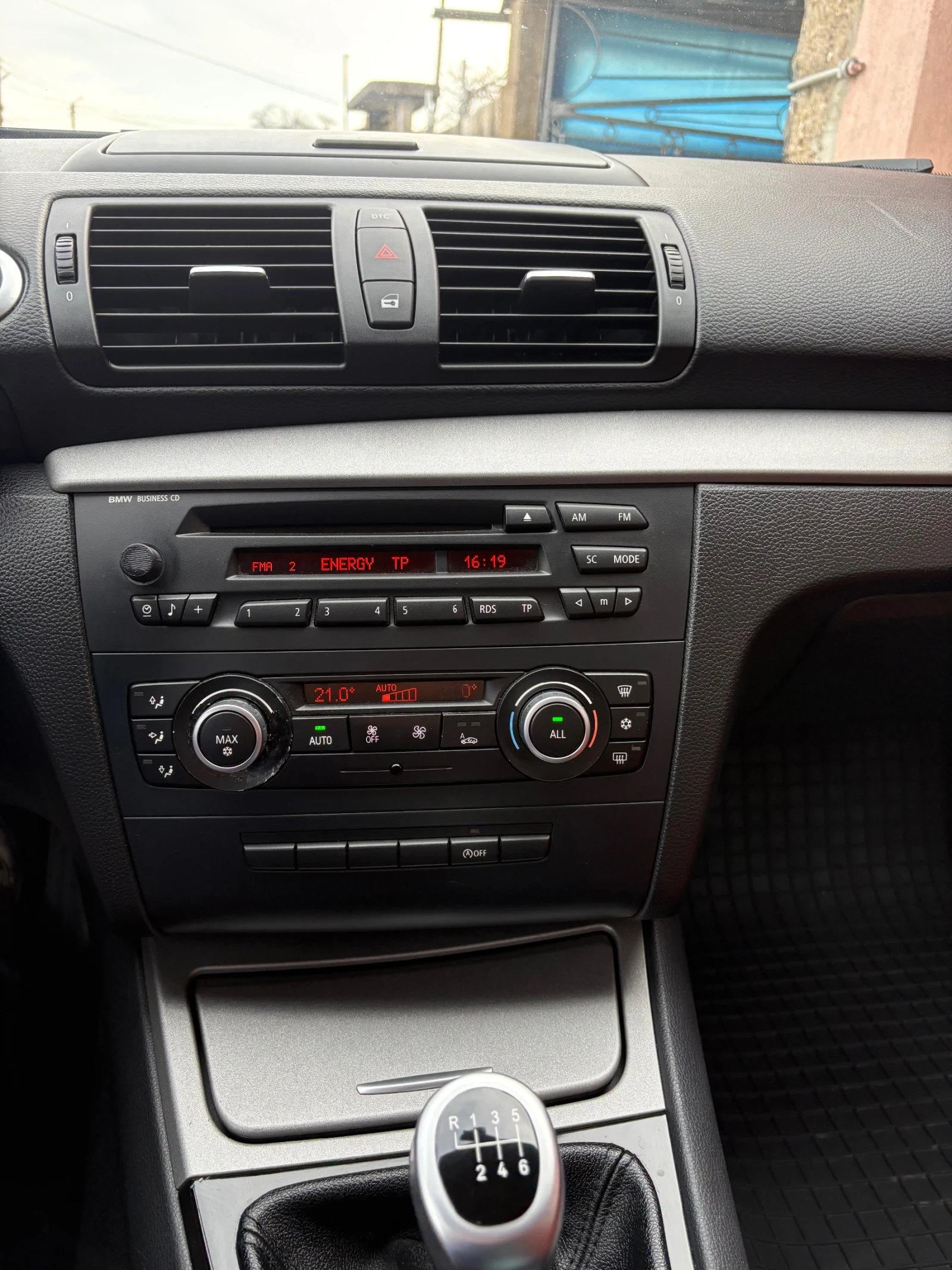 BMW 116, снимка 11 - Автомобили и джипове - 54600718