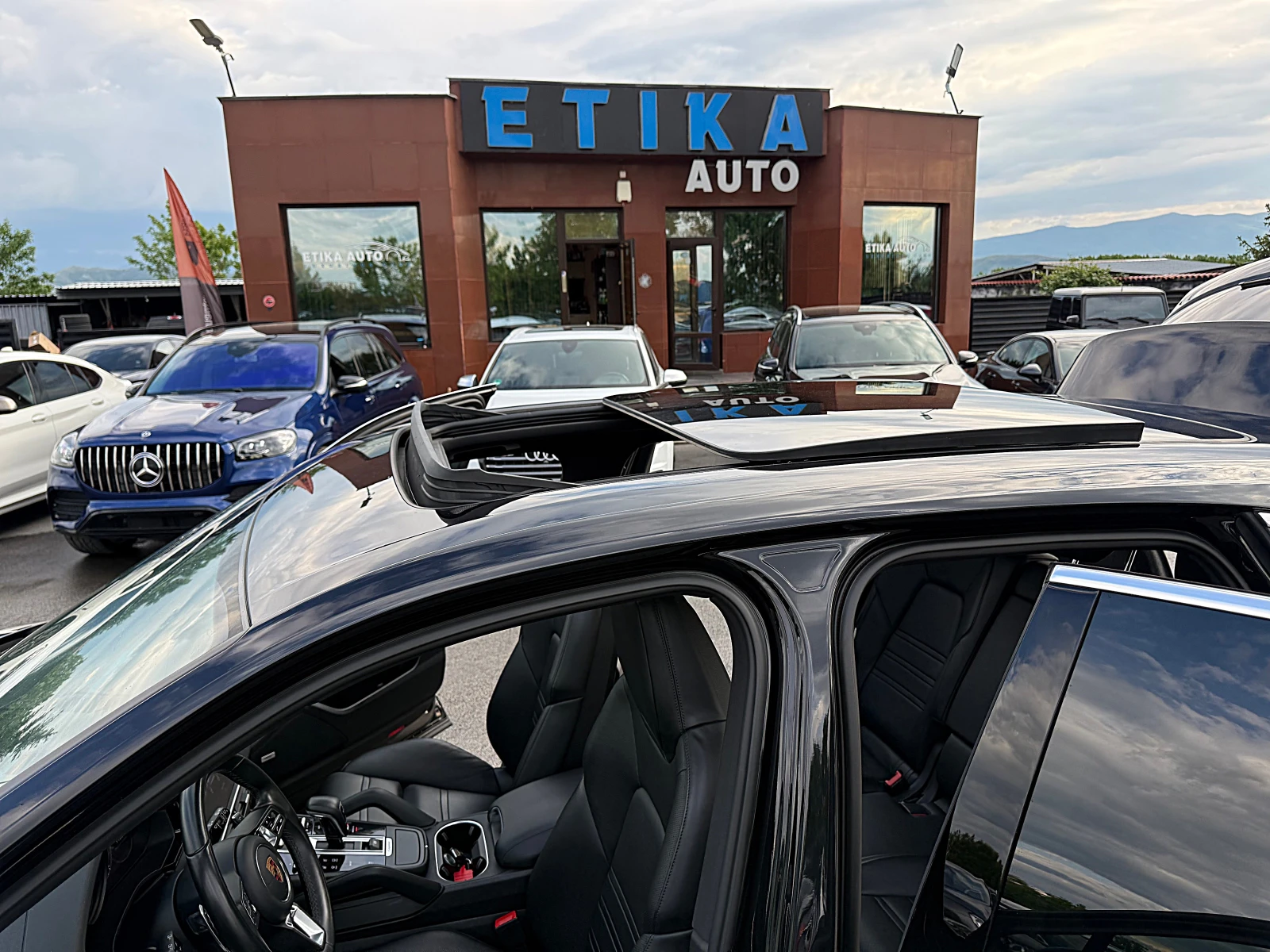 Porsche Cayenne CHROM PAKET-PANORAMA-BOSE-KAMERA-, снимка 7 - Автомобили и джипове - 54639108