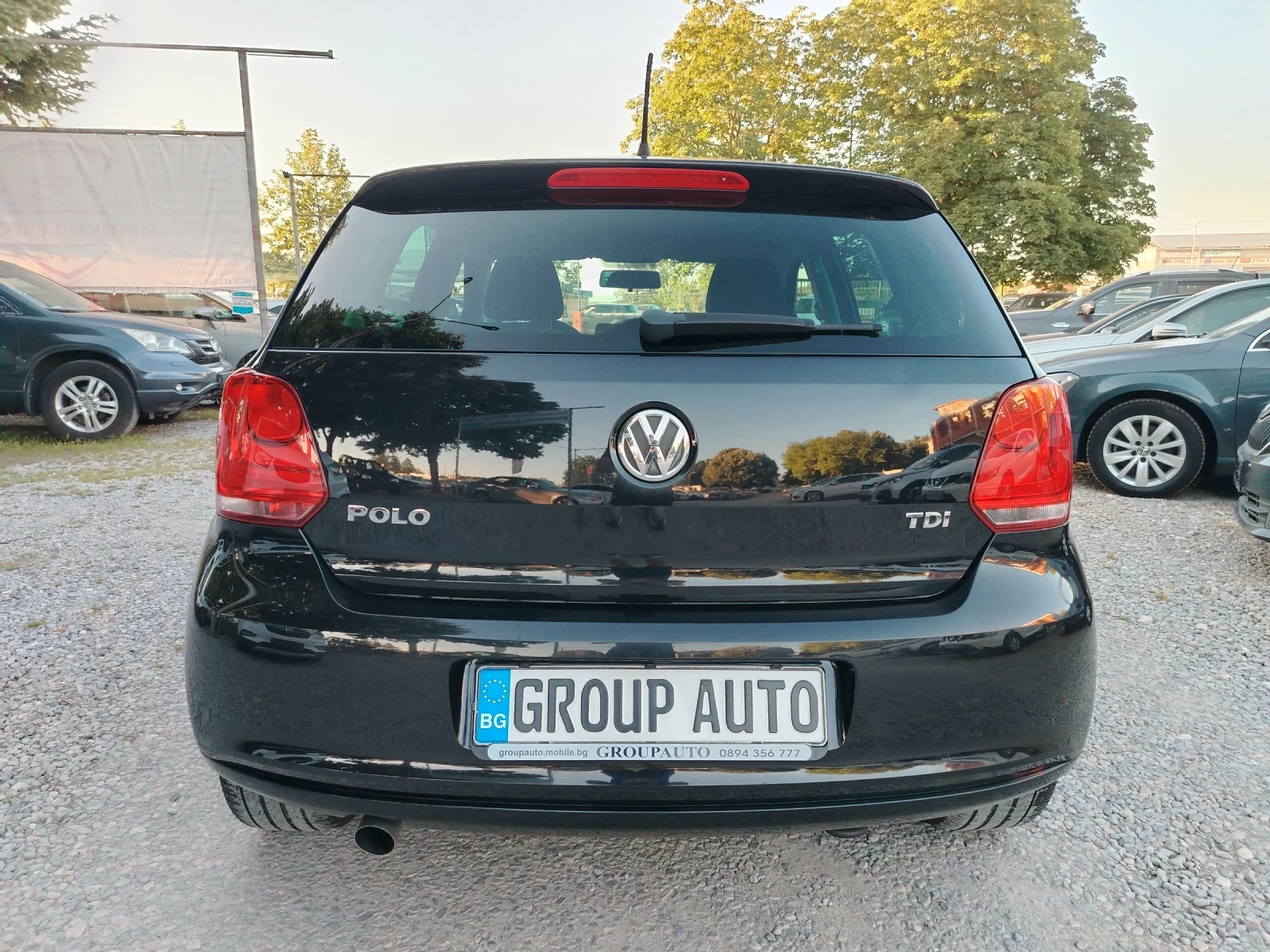 VW Polo 1.6tdi-90к.с/КЛИМАТРОНИК/НАВИГАЦИЯ/КСЕНОН/LED!!! , снимка 6 - Автомобили и джипове - 54693849