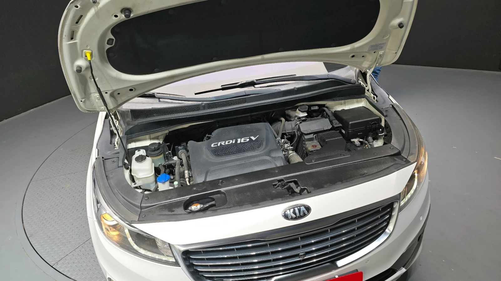 Kia Carnival 9 ������ * ������ ����* CARFAX | Mobile.bg � ����������� 6