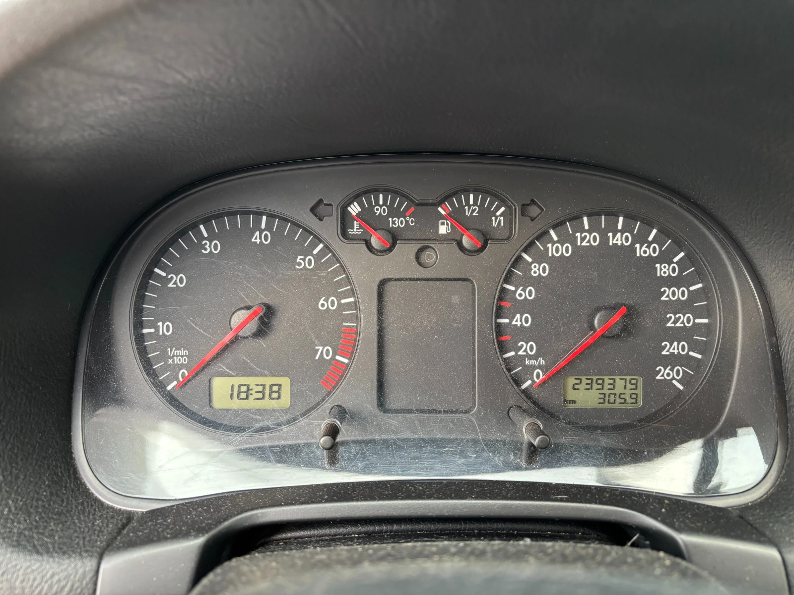 VW Bora, снимка 15 - Автомобили и джипове - 54803957