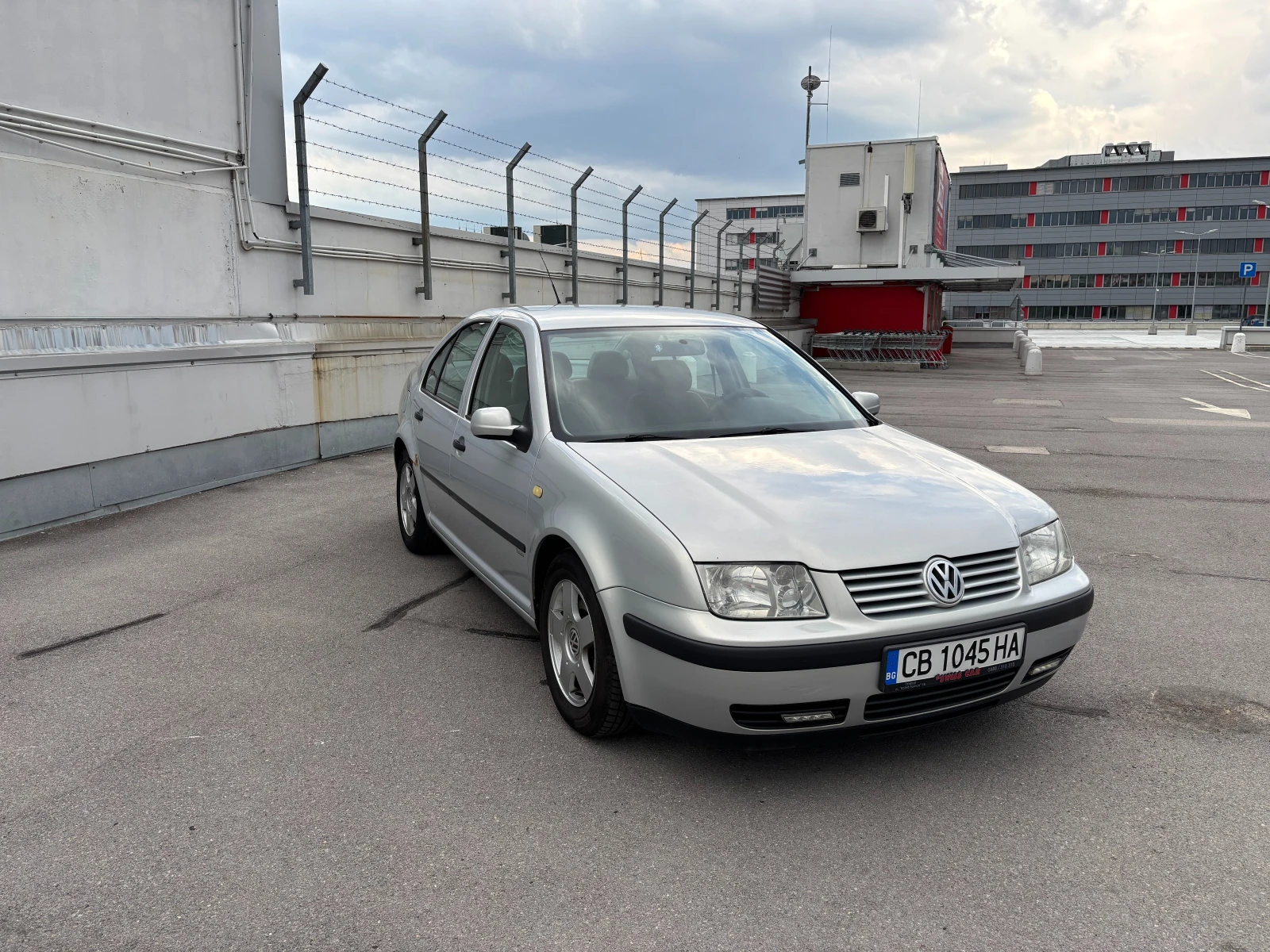 VW Bora, снимка 10 - Автомобили и джипове - 54803957